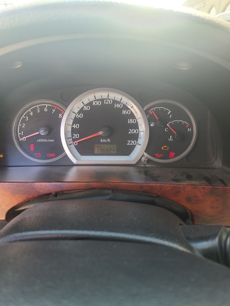 Lacetti 1.8 2013 yil sotiladi