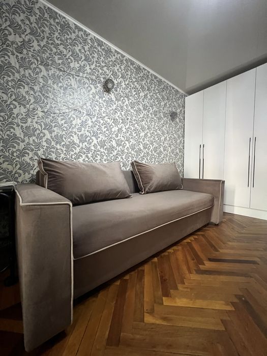 Продаем диван и 2 шкафа