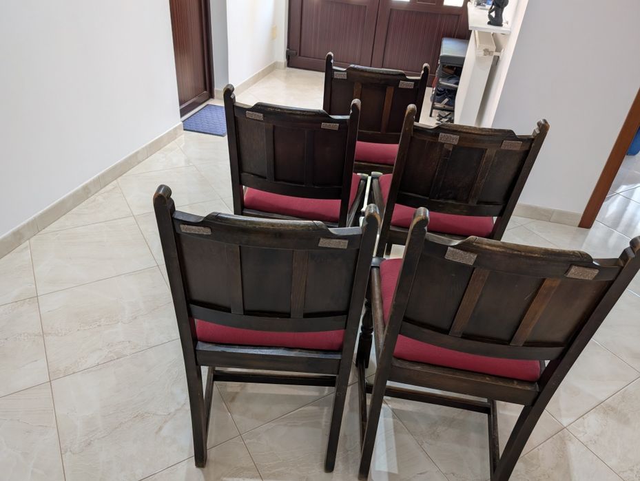 Vind 5 scaune in stare foarte buna