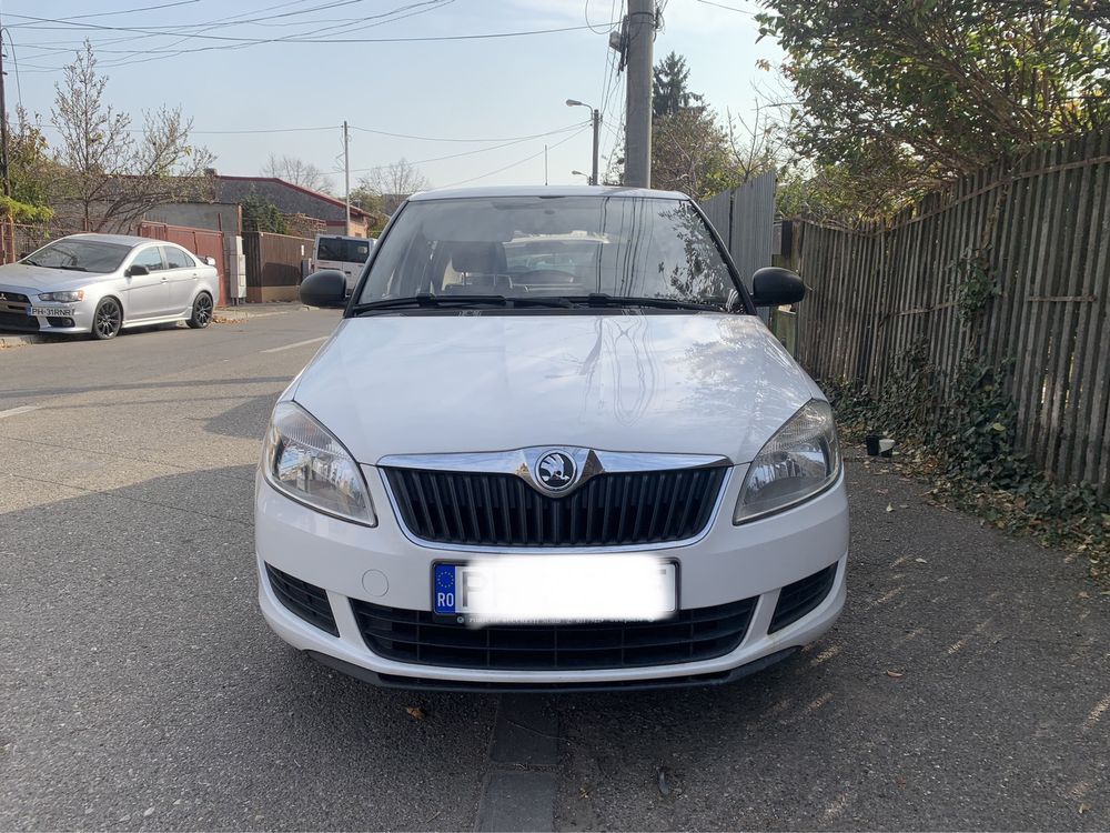 Inchiriez skoda fabia 1.2 cu GPL - uber/bolt