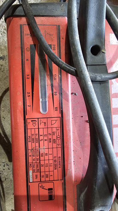 Aparat de sudura 220/ 380 v