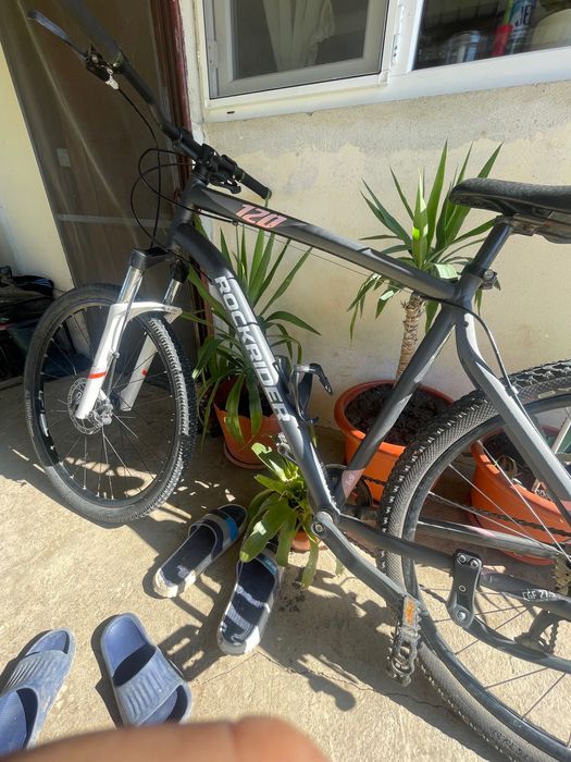 Vând bicicletă rockrider st 120