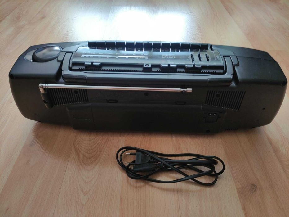 2бр.Двукасетъчен стерео радио касетофон  PHILIPS-аутореверс