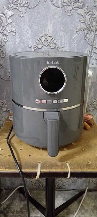 Продам аэрогриль Tefal.