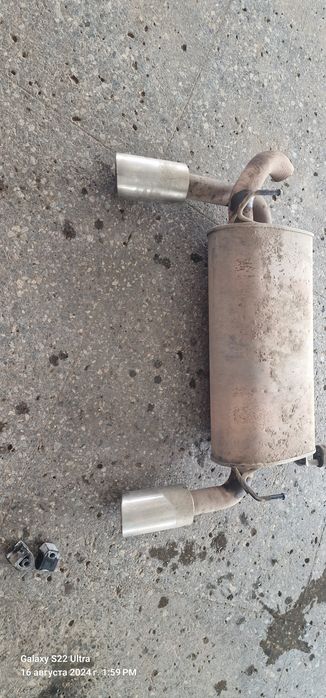 Продам глушитель инфинити фх35 s50