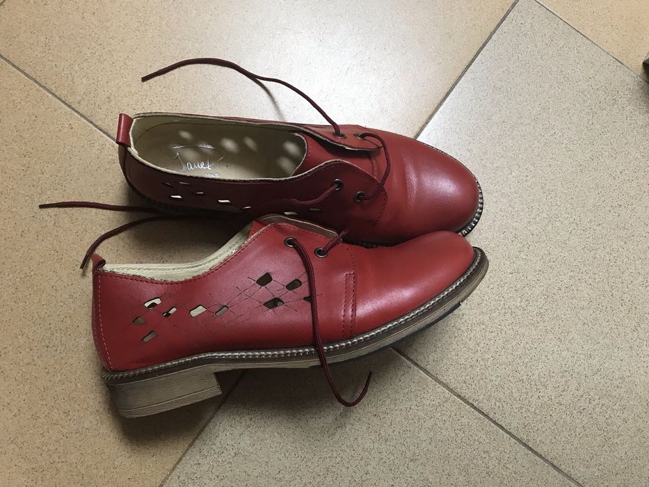 Дамски ежедневни обувки, нови