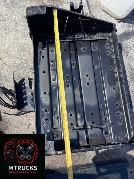 Set cutie baterii cu capac și suporti Original MAN TGX/TGS/TGA 70cm