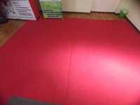 Продам ковролин 4х6.7м красного цвета