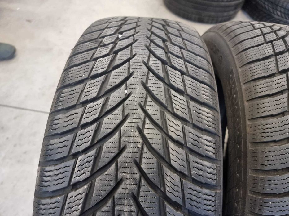 4 Anvelope de IARNA 205.55.17 'Nokian' [dot 2021]; stare foarte buna