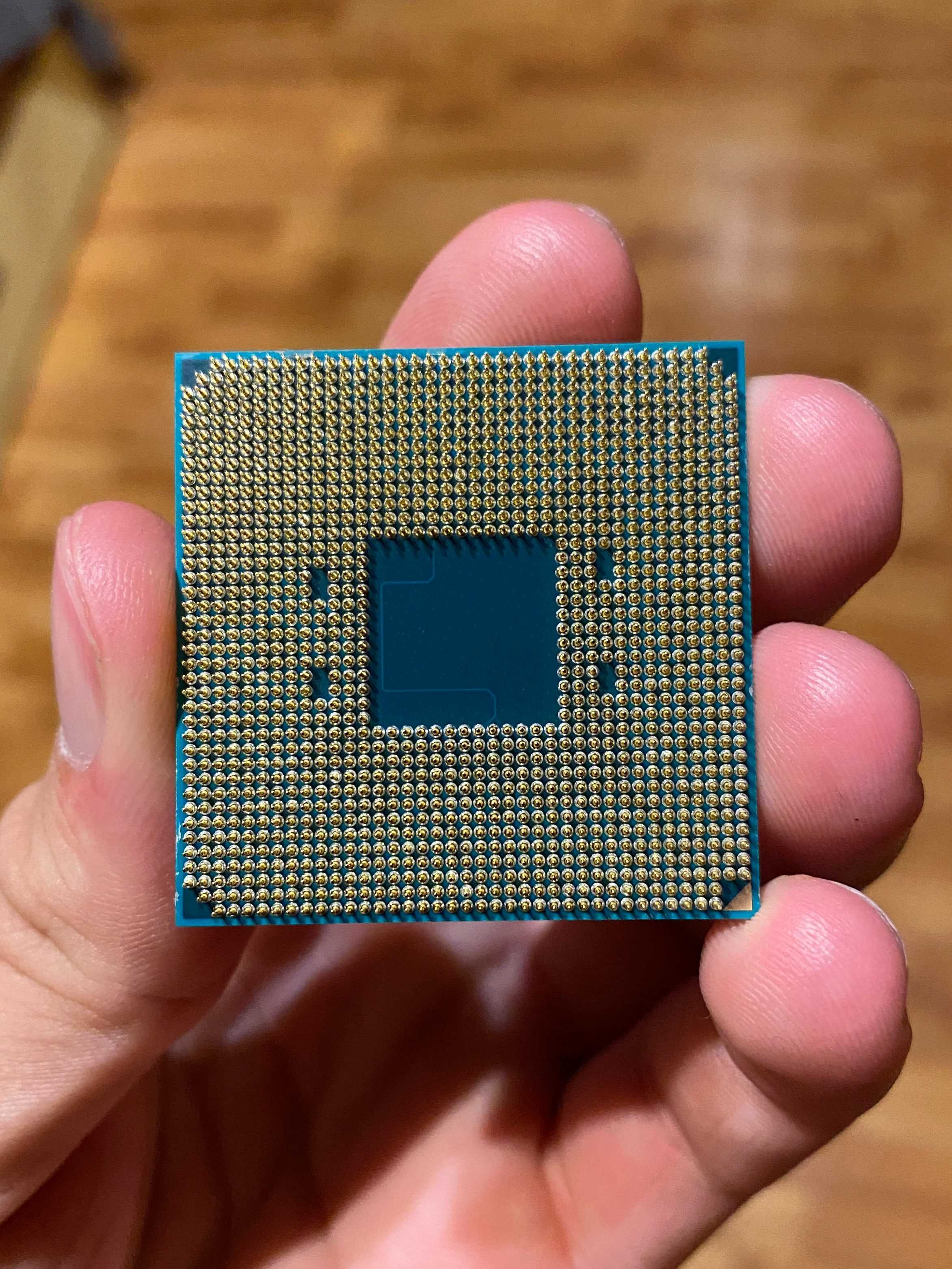 Процесор AMD Ryzen 3 2200g