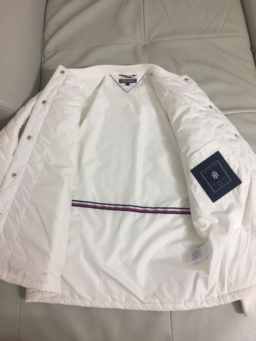 Дамско яке Tommi Hilfiger