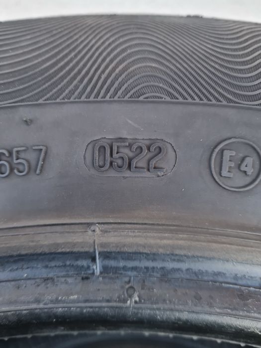 Летни гуми 2 броя CONTINENTAL PremiumContact5 235 55 R17 дот 0522
