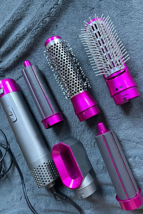 Многофункционален сешоар и стилизатор