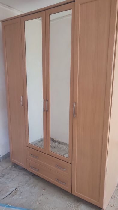 Продаю шкаф в хорошем состоянии
