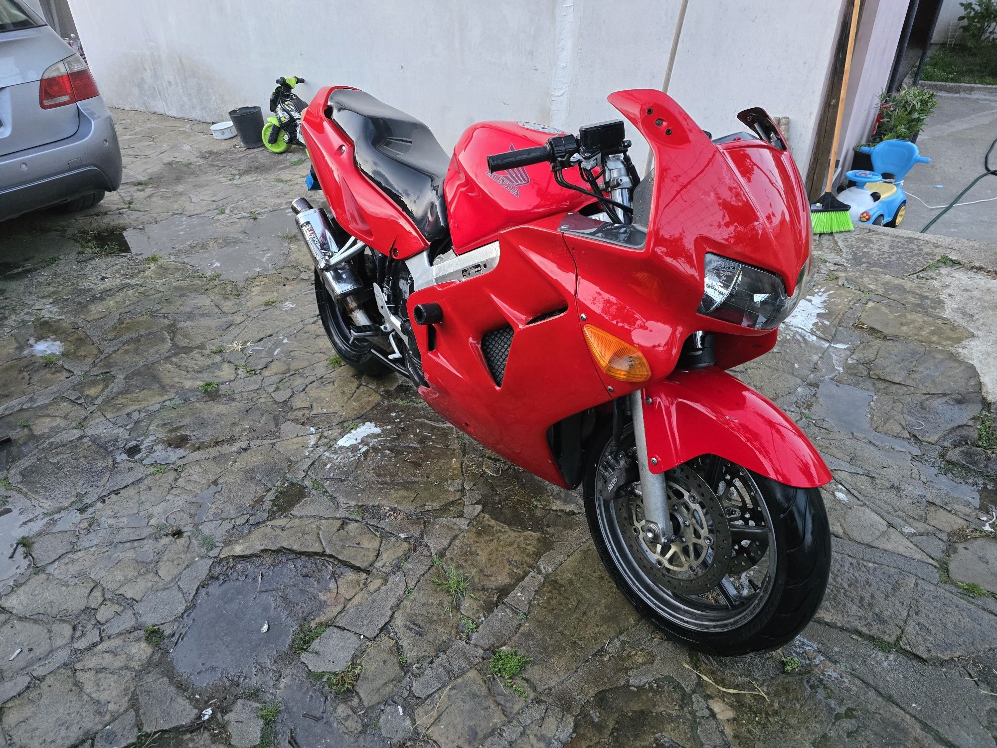 Honda vfr800r 2001