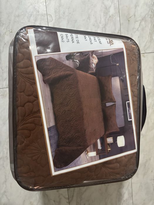 Lenjeri si covelturi