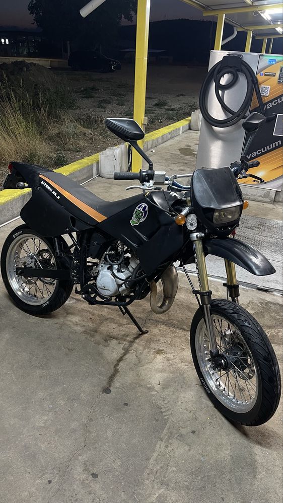 Super Moto Rieju MRT-50