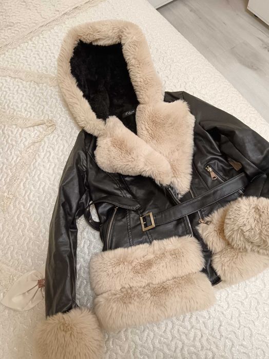 Дамско яке размер С