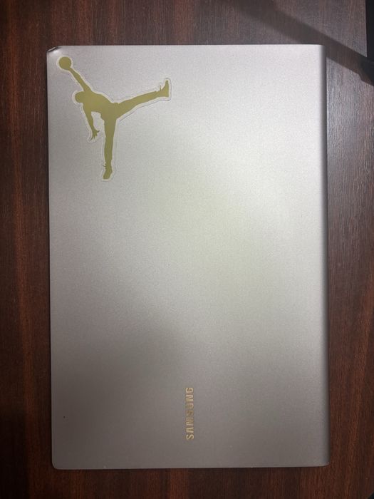 Laptop Samsung galaxy book S office, foarte slim si usor