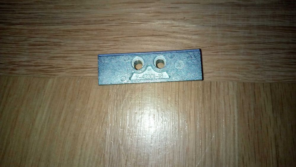 Piese de feronerie pentru ferestre termopan marca GU