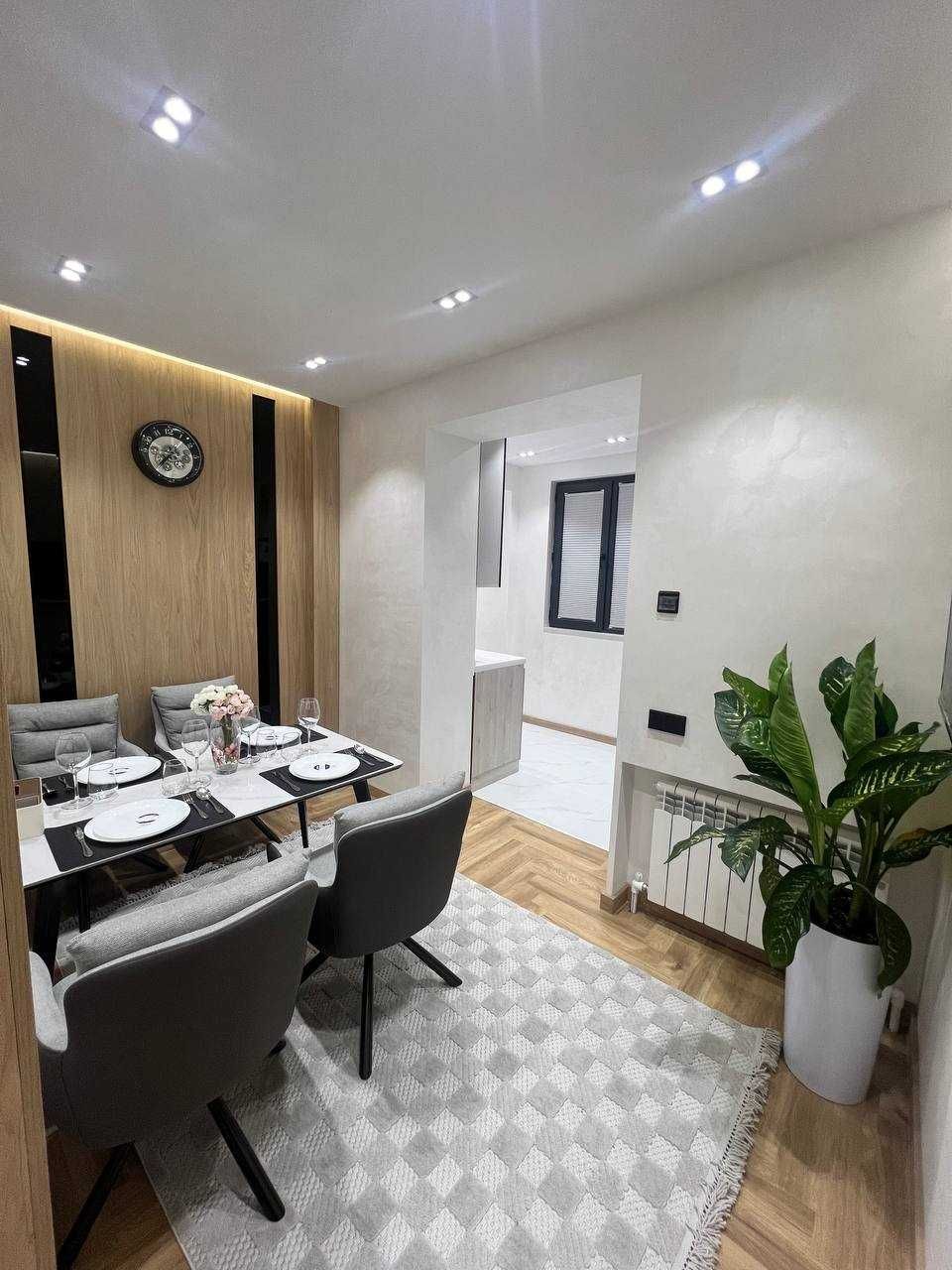Ц-7, 80м², евро, кирпич, метро Космонавтов, ЦУМ, центр Ташкента`