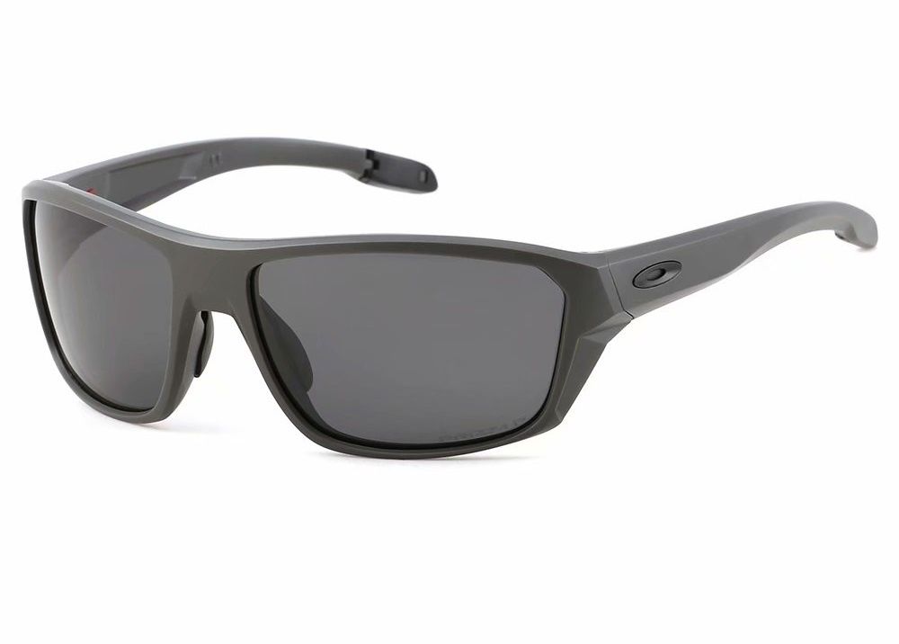 Oakley SplitShot (USA) для рыбалки с максимальной защитой от бликов