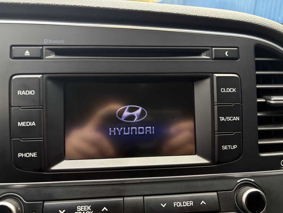 Магнитола Хюндай Элантра 2018 года