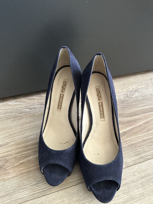 Обувки на ток номер 38