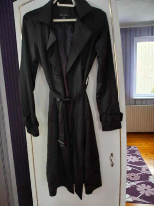Дамско тънко палто- 10 лв