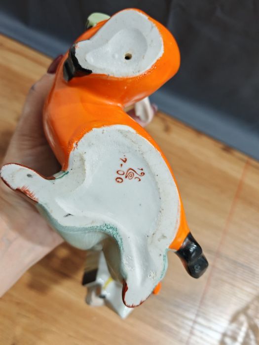 Статуэтки советских времён.