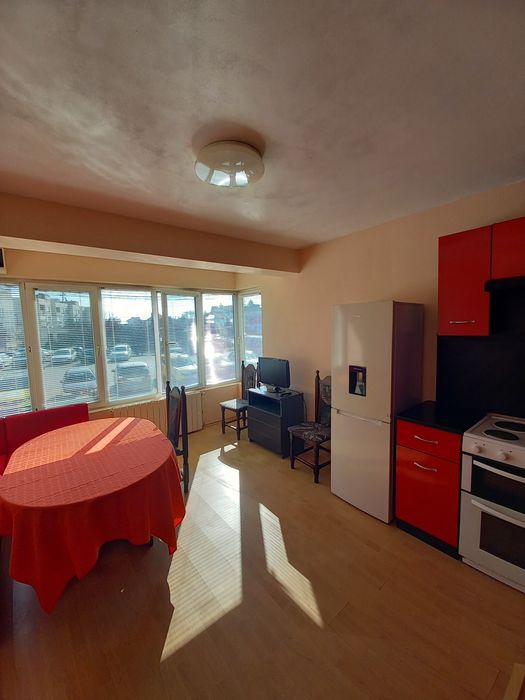 Дава се под наем Тристаен апартамент в Нови Искър - 80 кв.м за 408 € - Снимка #1