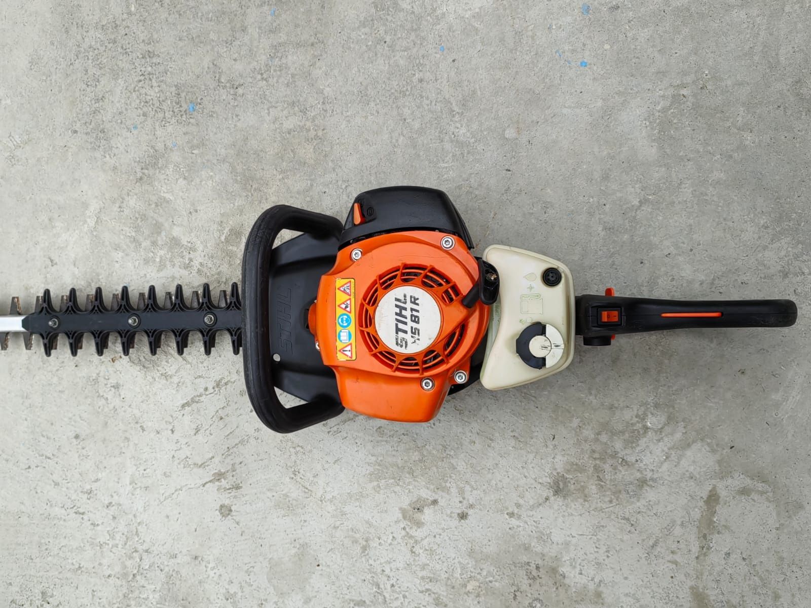 Trimer gard viu, Stihl Hs 81 R, Germania