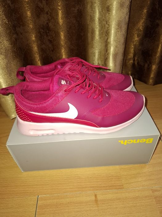 Adidasi Nike pt dama