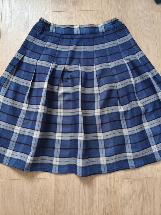 Продам школьную юбку