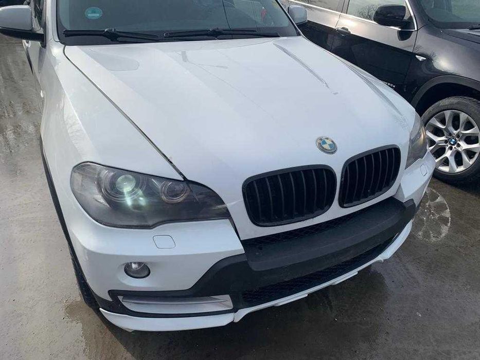 Dezmembrez bmw x5 e70 pachet aero/bmw x5 volan stanga/bara fata x5