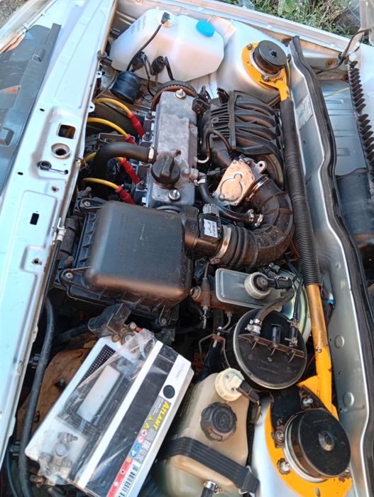 Продам машину четырка