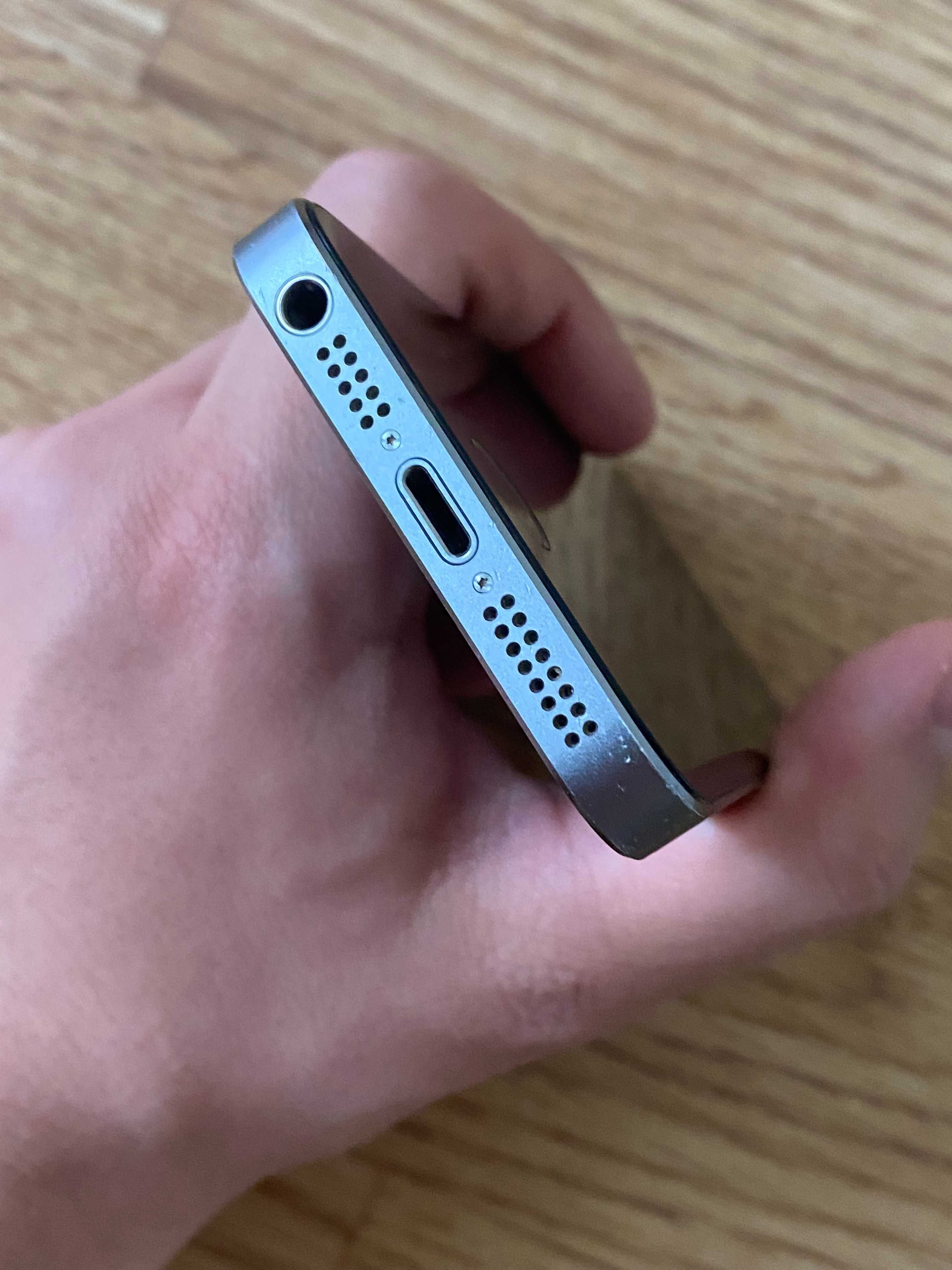 iPhone 5S -16 GB , bypass -piese originale !