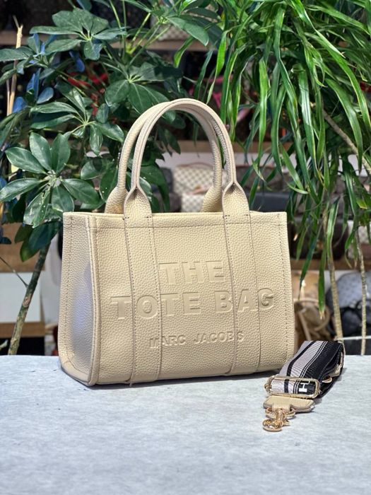 Geanta Noua Tote Bag !!! Dimensiuni 26/21 !!!
