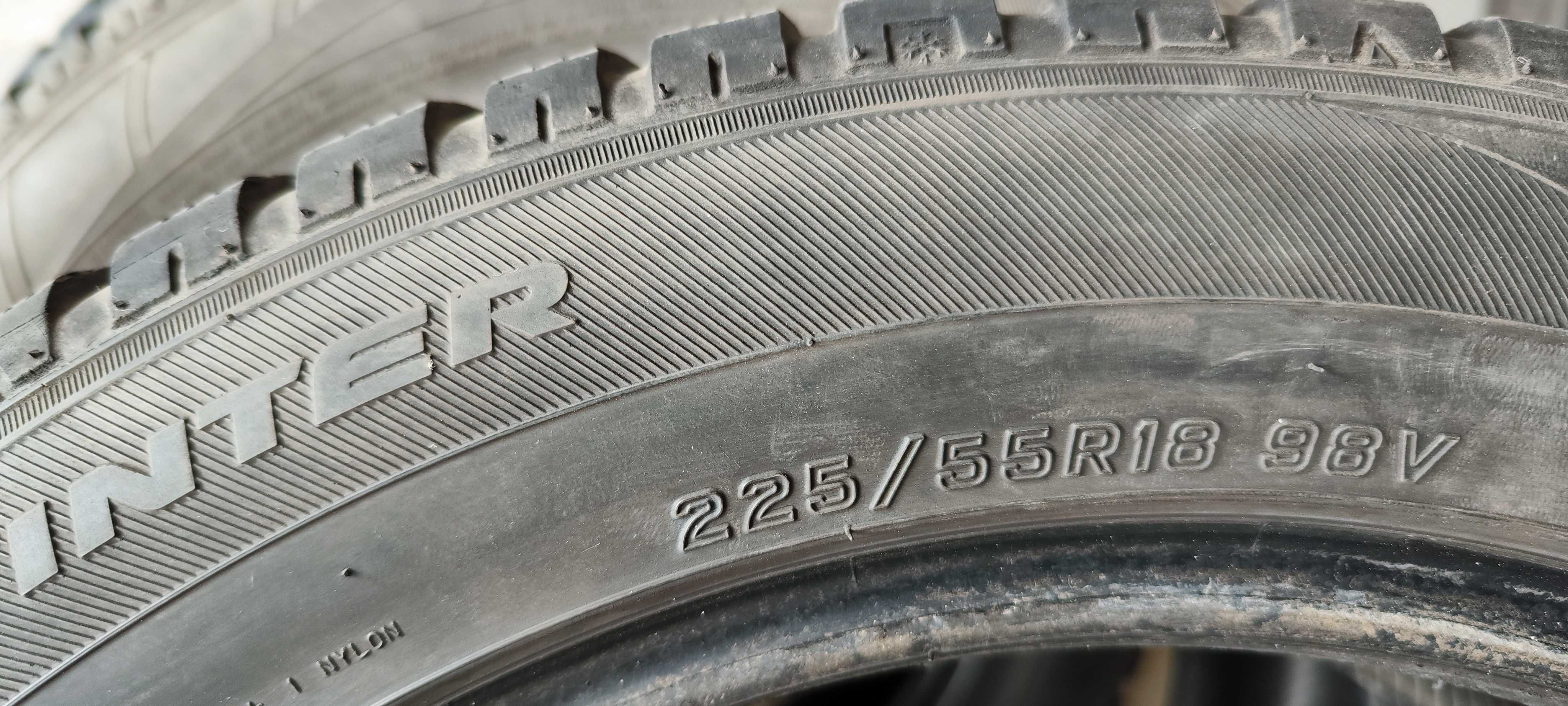 Продавам зимни гуми -FALKEN 225/55 R18 98V