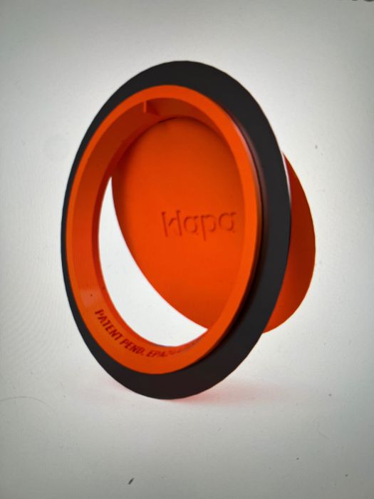 Магнитно затваряща се клапа против миризми