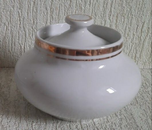 Посуда  сахарница,сливочник  .Барановка