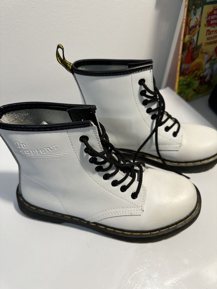 Ботинки женские dr martens 38 размер