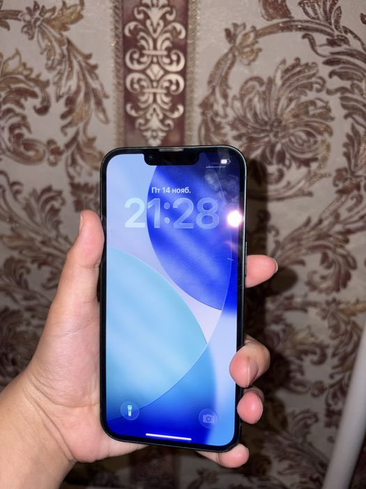 iPhone 13 с коробкой