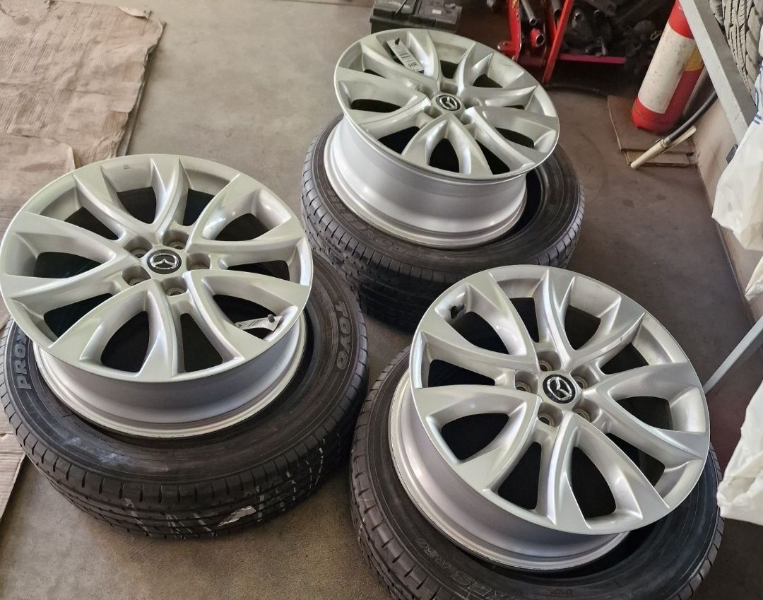 Mazda Original Kia Nissan Honda Toyota 19 цола Замъка Ямбол