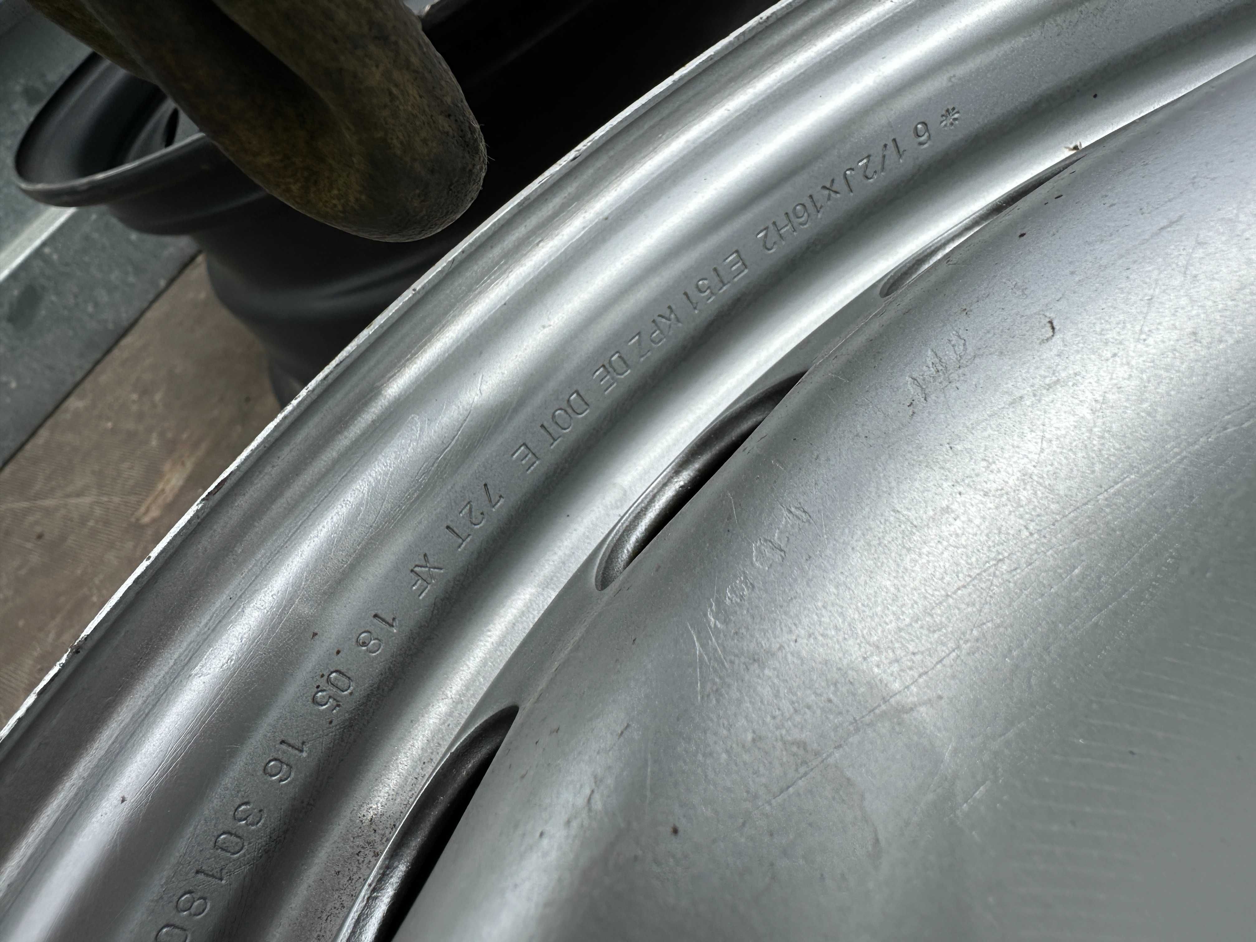 4бр.  OEM железни джанти 16" VW Transporter T5, T6