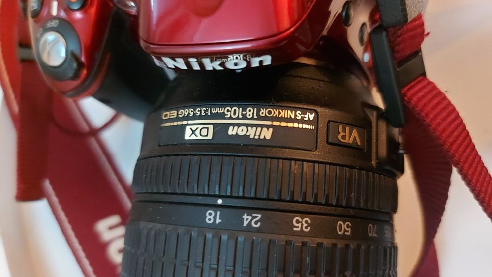 Фотоапарат Nikon D5300 + АF-S Nikkor 18-105