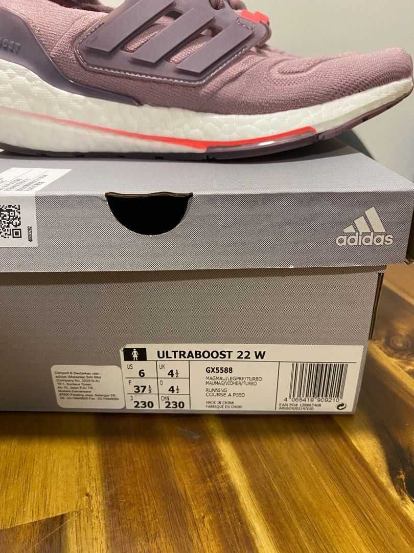 Оригинални  маратонки * ADIDAS ULTRABOOST 22 * EU38