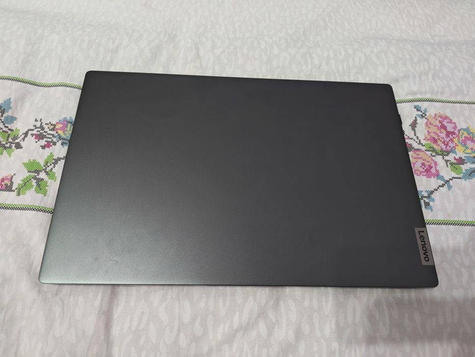 LENOVA ideapad 5 core i5