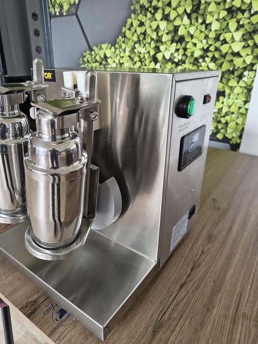 Vând aparat Vevor pentru Milkshake, nou