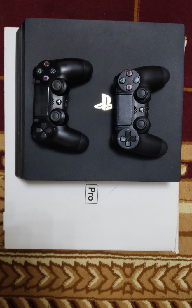 PlayStation 4 Pro sotilad
